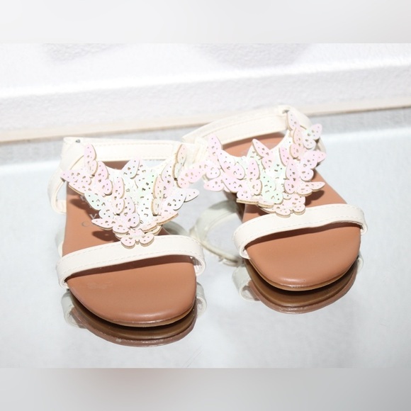 VINCE CAMUTO Toddler Girls Sandals with Delicate Butterflies Brand New Size 5 - Picture 4 of 8